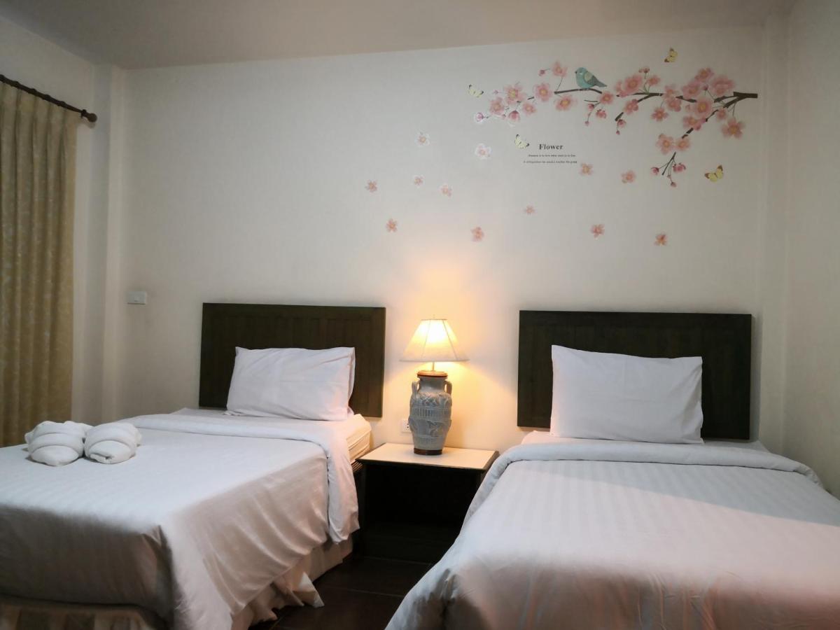 Baan Suksiri Hotel Хуа Хин Экстерьер фото