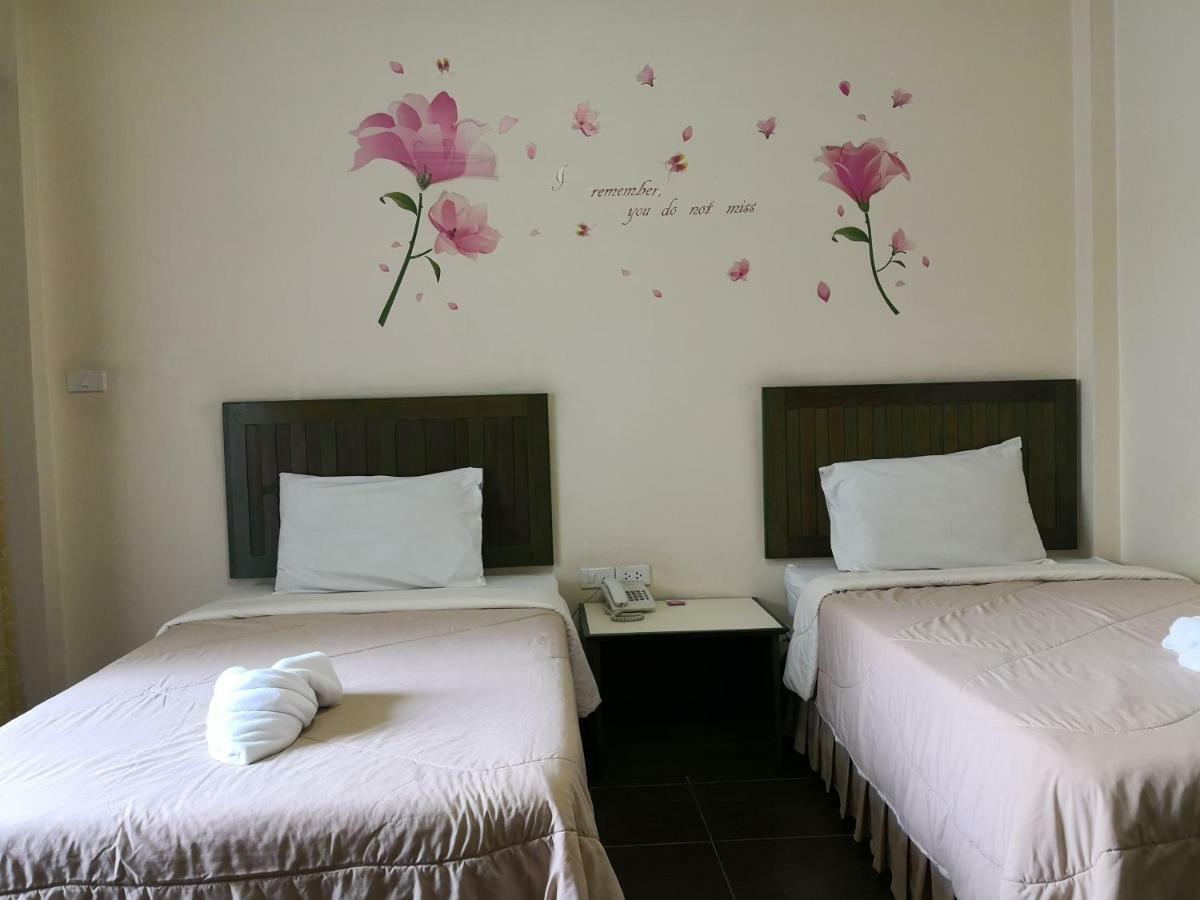 Baan Suksiri Hotel Хуа Хин Экстерьер фото
